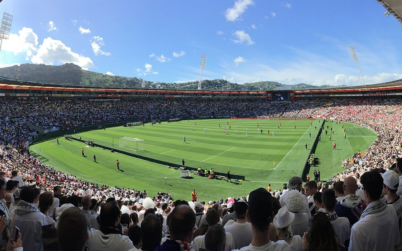 战术 · 数据看板